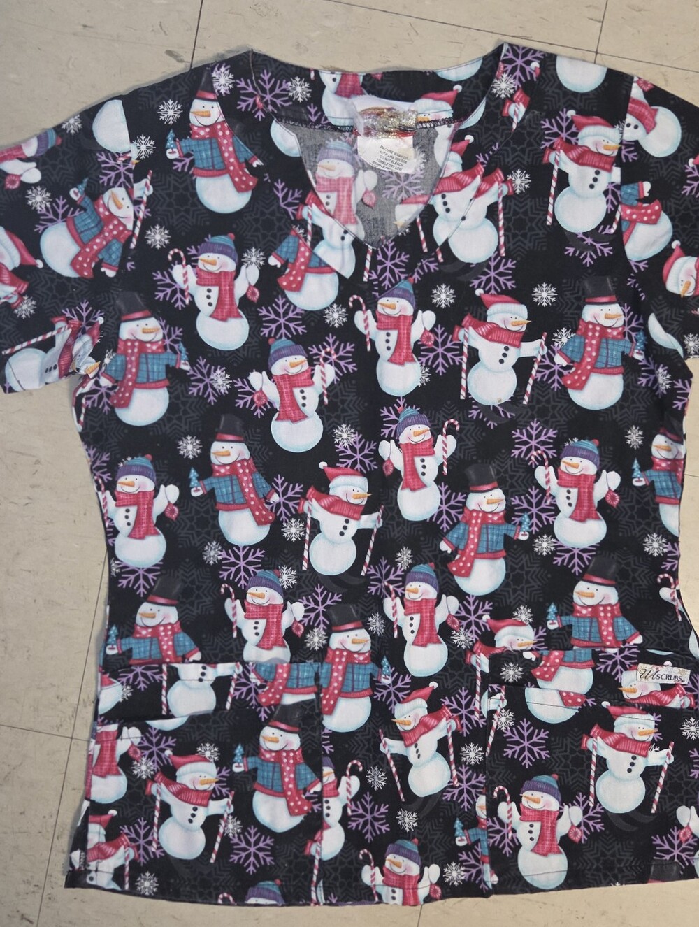 Uniform Advantage Scrub Top